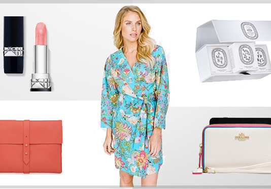 14 Gift Ideas That Your Bridal Party Won’t Re-Gift