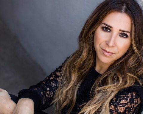 INTERVIEW with Tara Dowburd from Make-Up Therapy